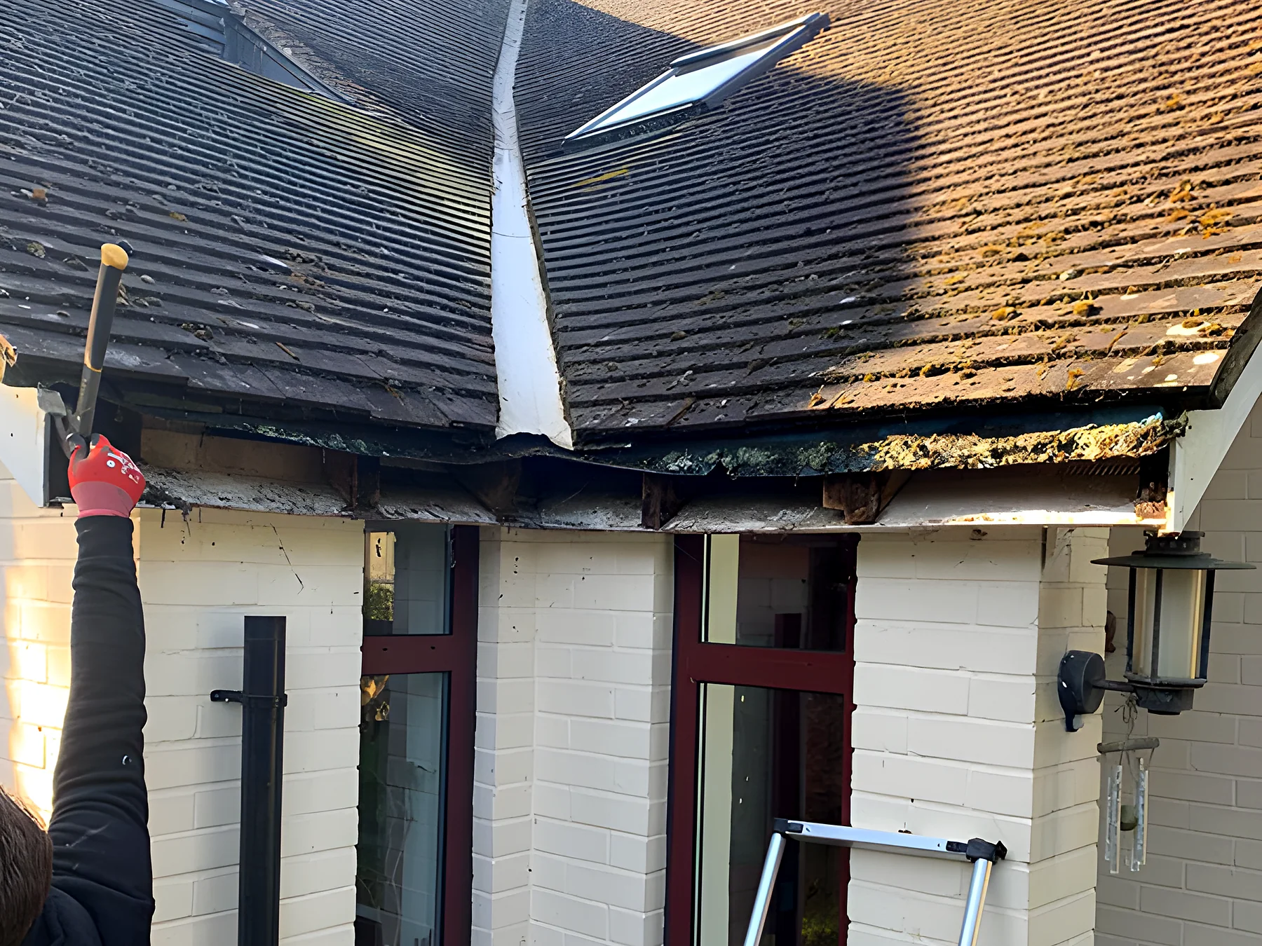 Old fascias and soffits on a bungalow, before replacement